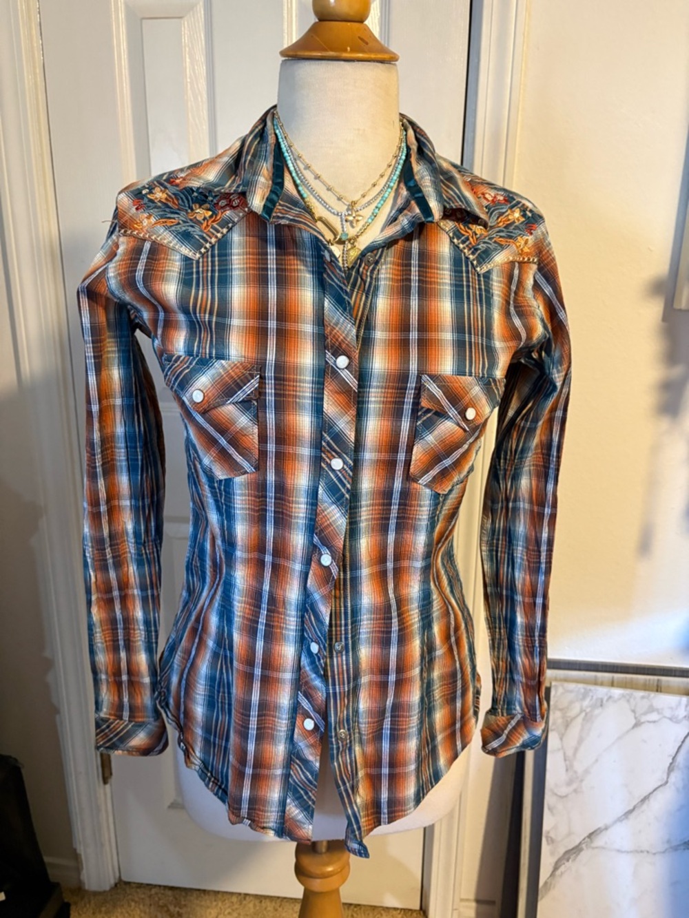 VTG Women's Plaid Western Snap Shirt in Rust and Teal
